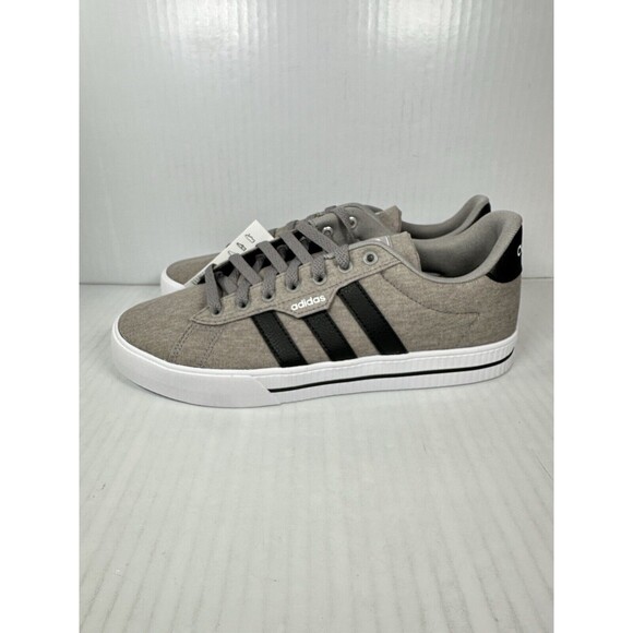 Size 9 Adidas Shoes Sneakers Mens Grey Daily 3.0 Sportswear FW3270 NEW main image 4